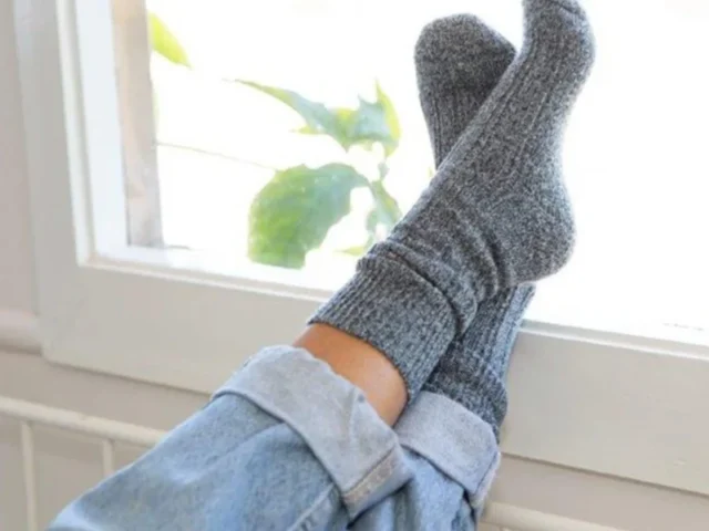 Socken für gesunde Füße – Materialvergleich, Tipps & die häufigsten Fehler